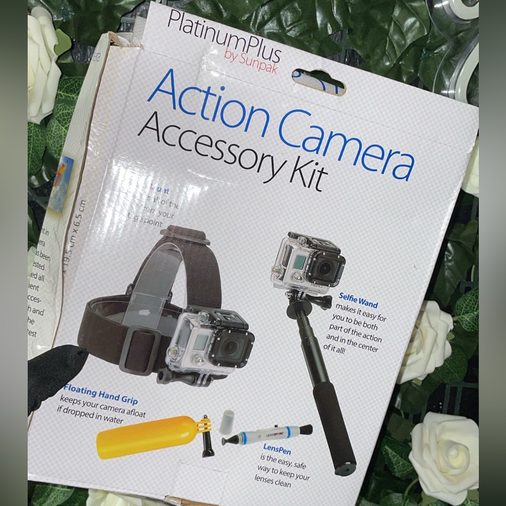 Action Camera Accessory Kit - Picture 2 of 4